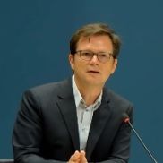 Prof. dr. T.T (Tom) Postmes